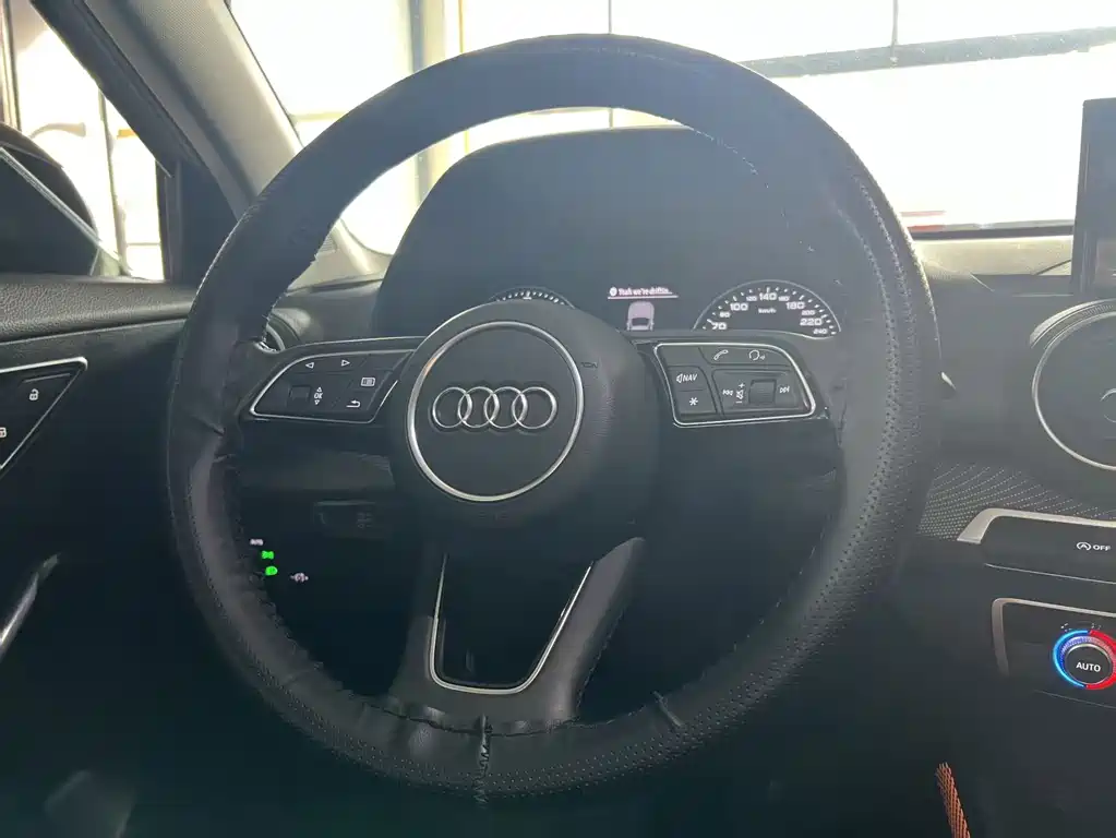 Audi Q2L — миниатюра 7