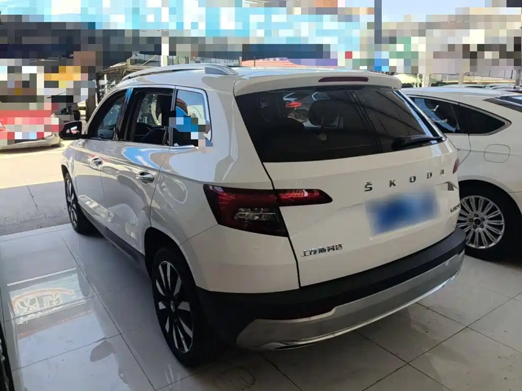 Skoda Karoq — миниатюра 5