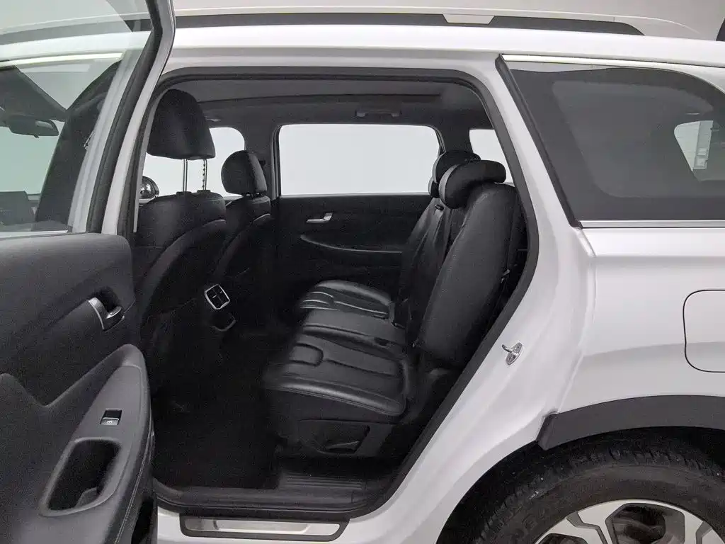 Hyundai Santa Fe — миниатюра 15