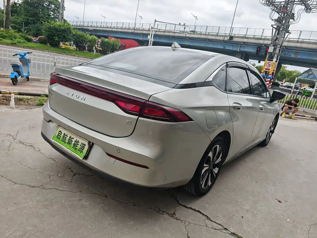 Aion S 2020 580