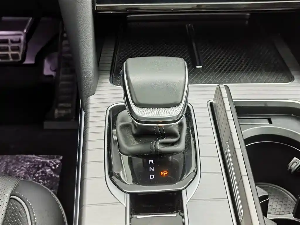 Hongqi HONGQI HS7 PHEV