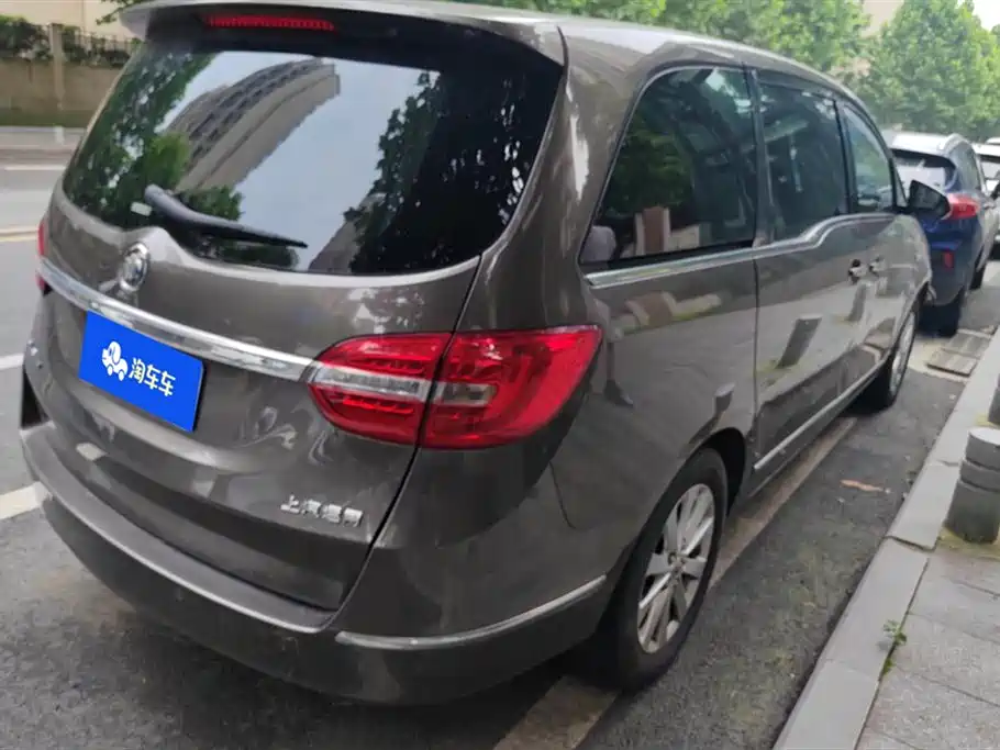 Buick GL8 2013 2.4L CT Luxury Comfort
