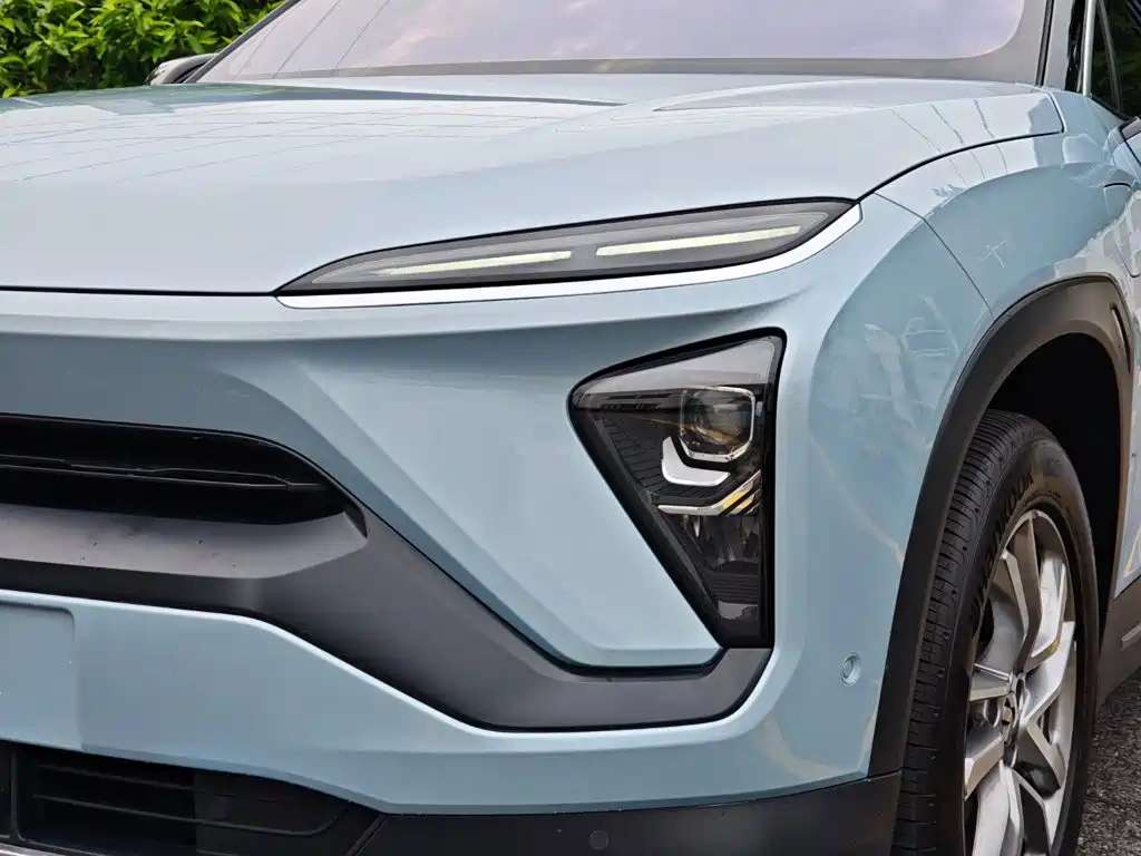 NIO ES6 — миниатюра 9
