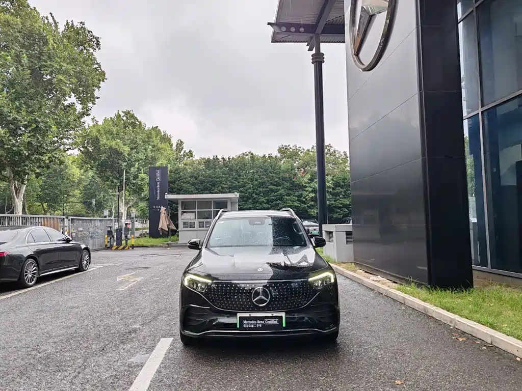 Mercedes-Benz EQB — миниатюра 5