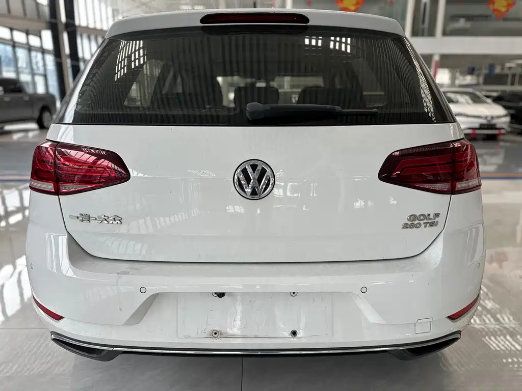 Volkswagen Golf — миниатюра 10