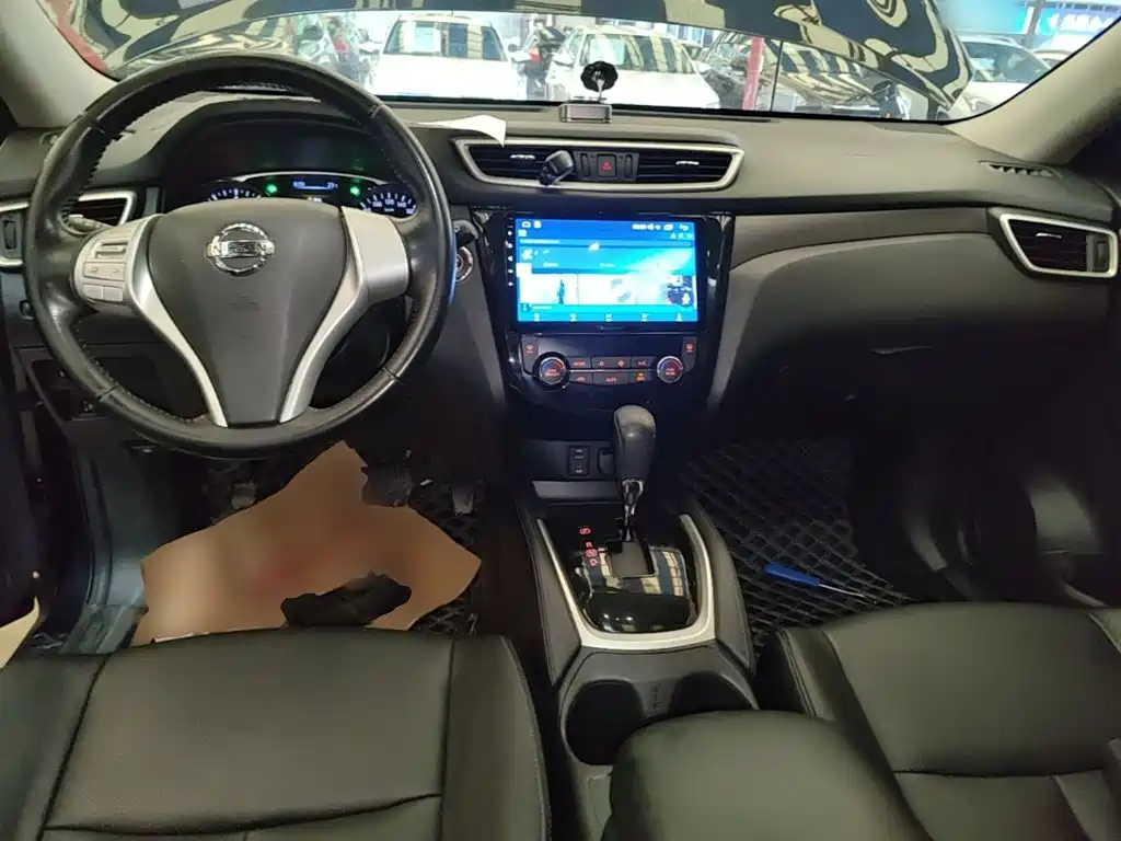 Nissan X-Trail — миниатюра 10