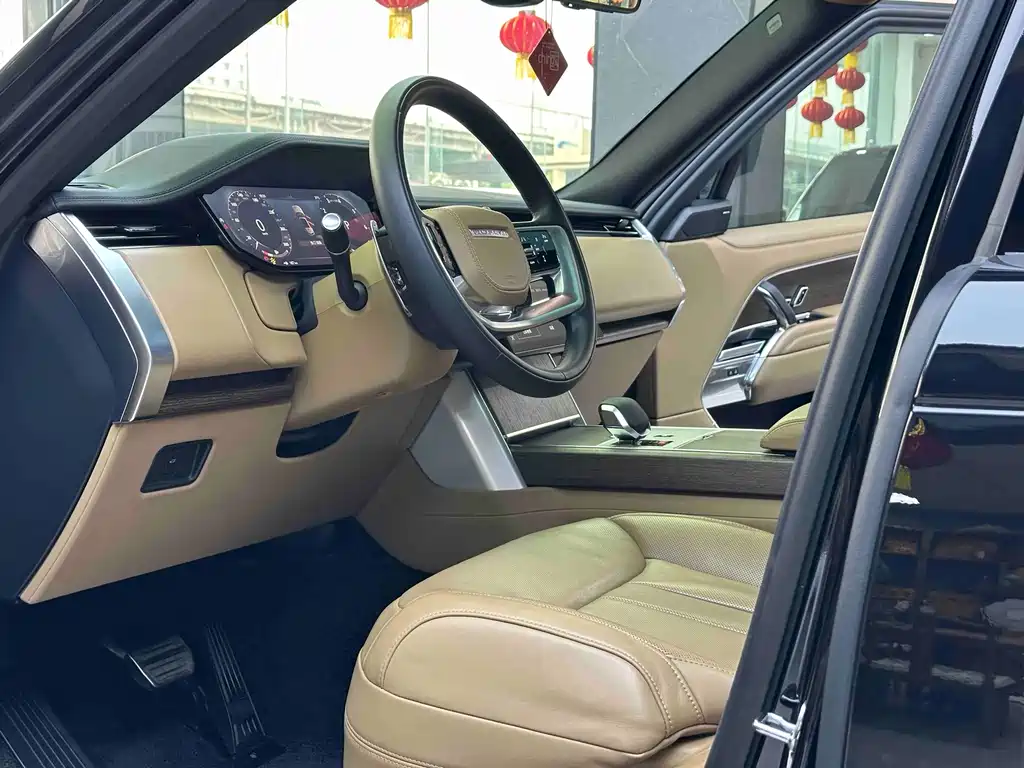 Land Rover Range Rover — миниатюра 4