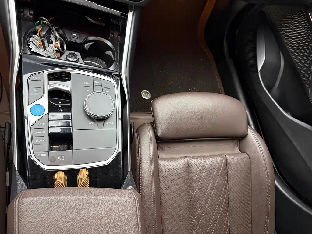 BMW i3 — миниатюра 8