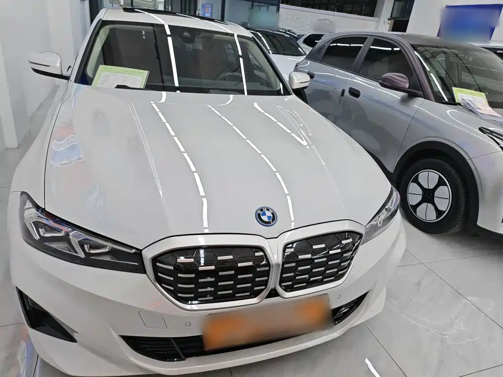 BMW i3 2024 eDrive 35 L