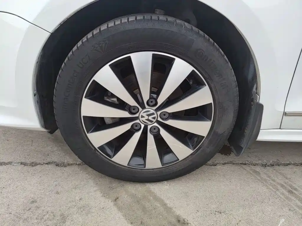 Volkswagen Sagitar — миниатюра 23