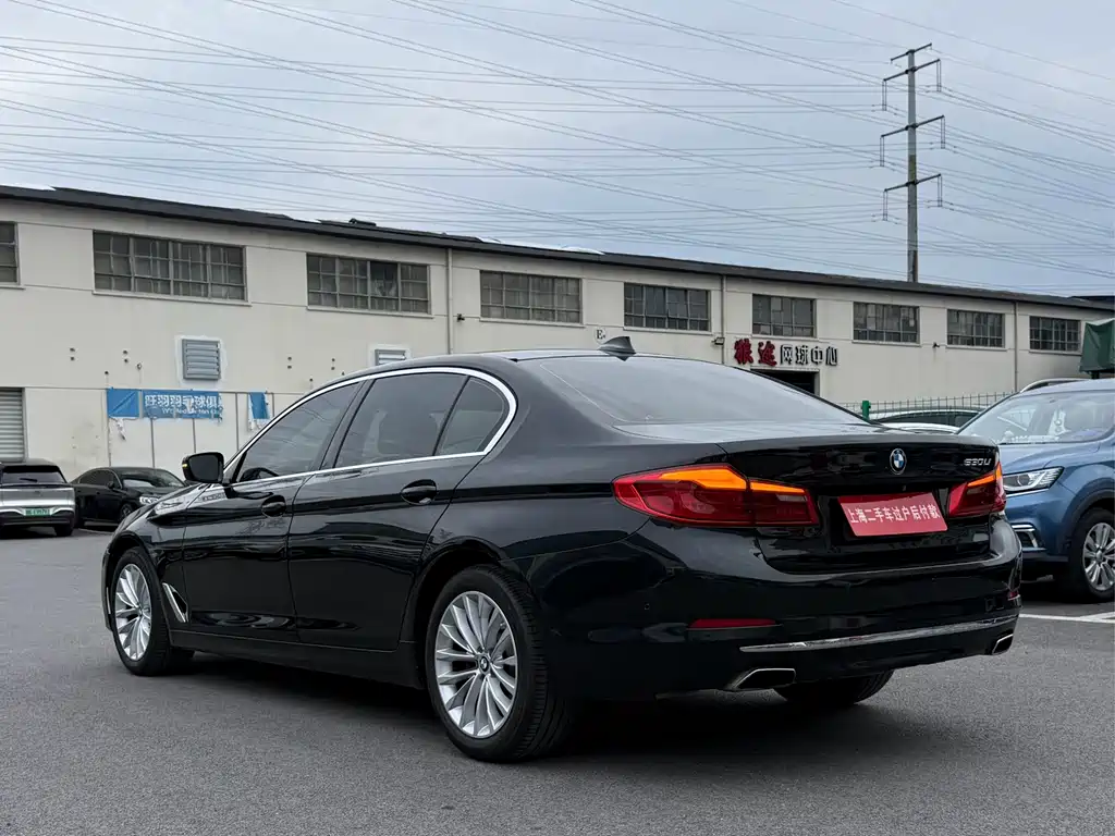 BMW 5 Series — миниатюра 46