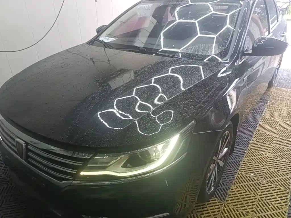Roewe i6 Classic — миниатюра 2