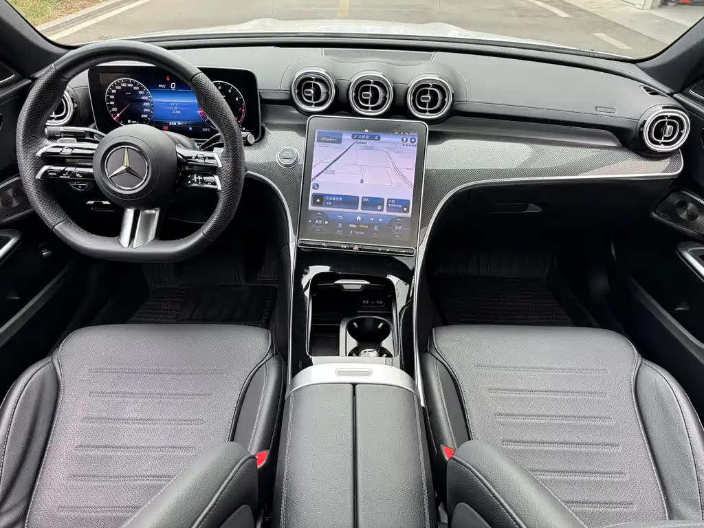 Mercedes-Benz C-Class — миниатюра 7