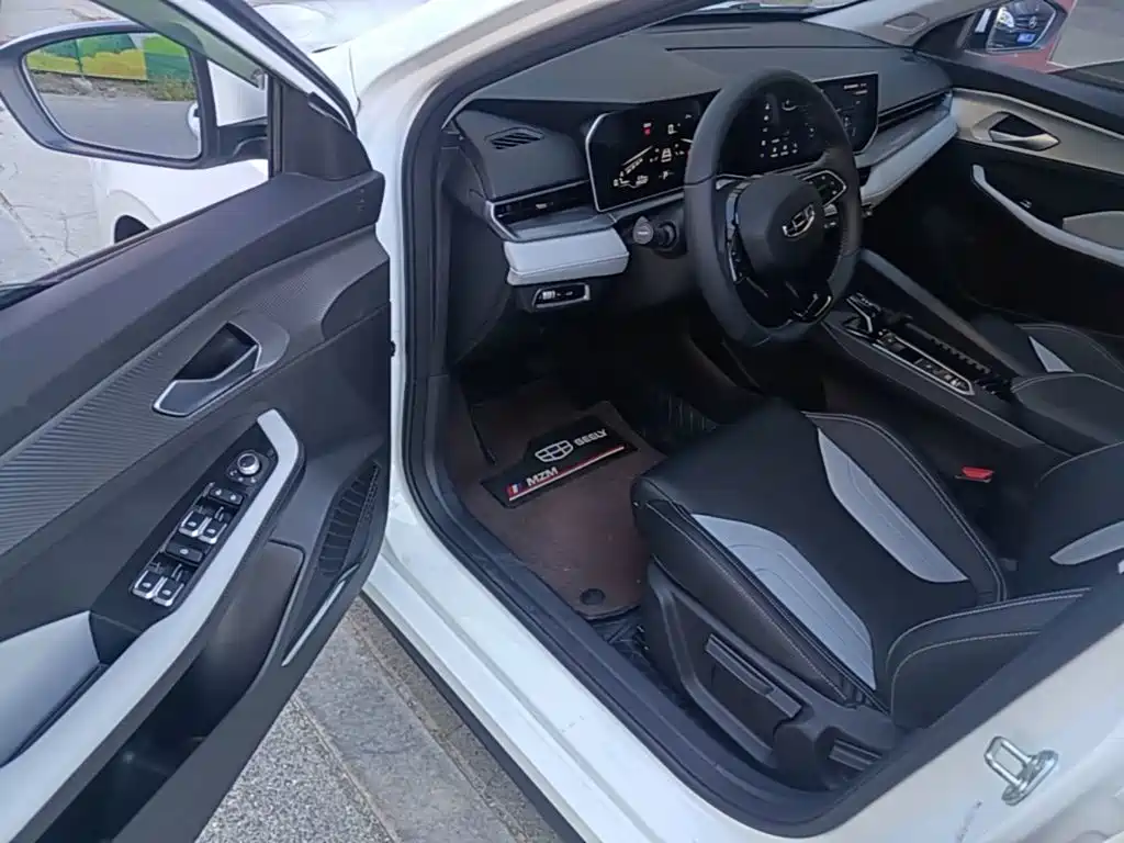 Geely Binrui — миниатюра 16