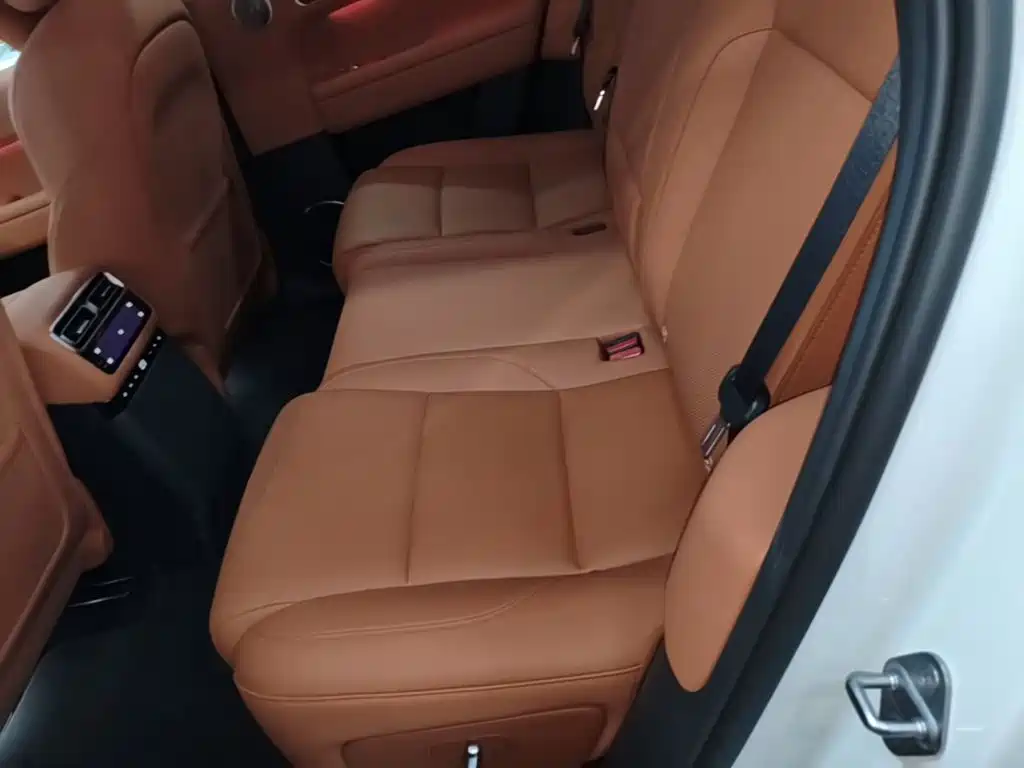 Li Auto Li L6 — миниатюра 17