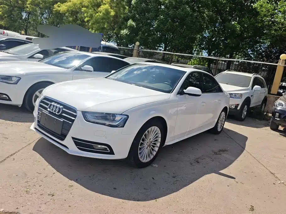 Audi A4L 2014