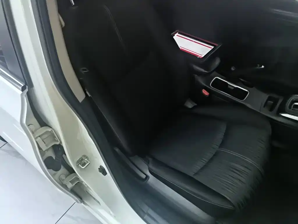 Nissan Sylphy — миниатюра 25