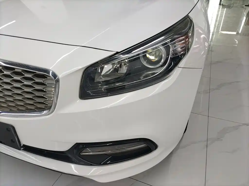 Kia K4 — миниатюра 24