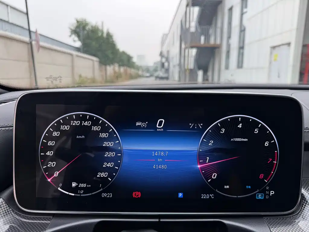 Mercedes-Benz C-Class — миниатюра 5