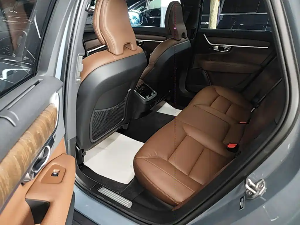 Volvo V90 — миниатюра 13