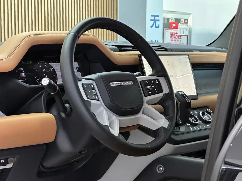 Land Rover Defender — миниатюра 9