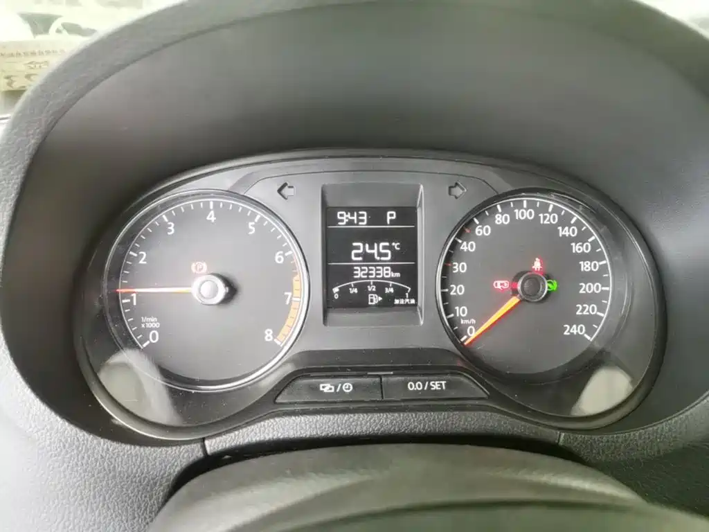 Volkswagen Polo — миниатюра 12