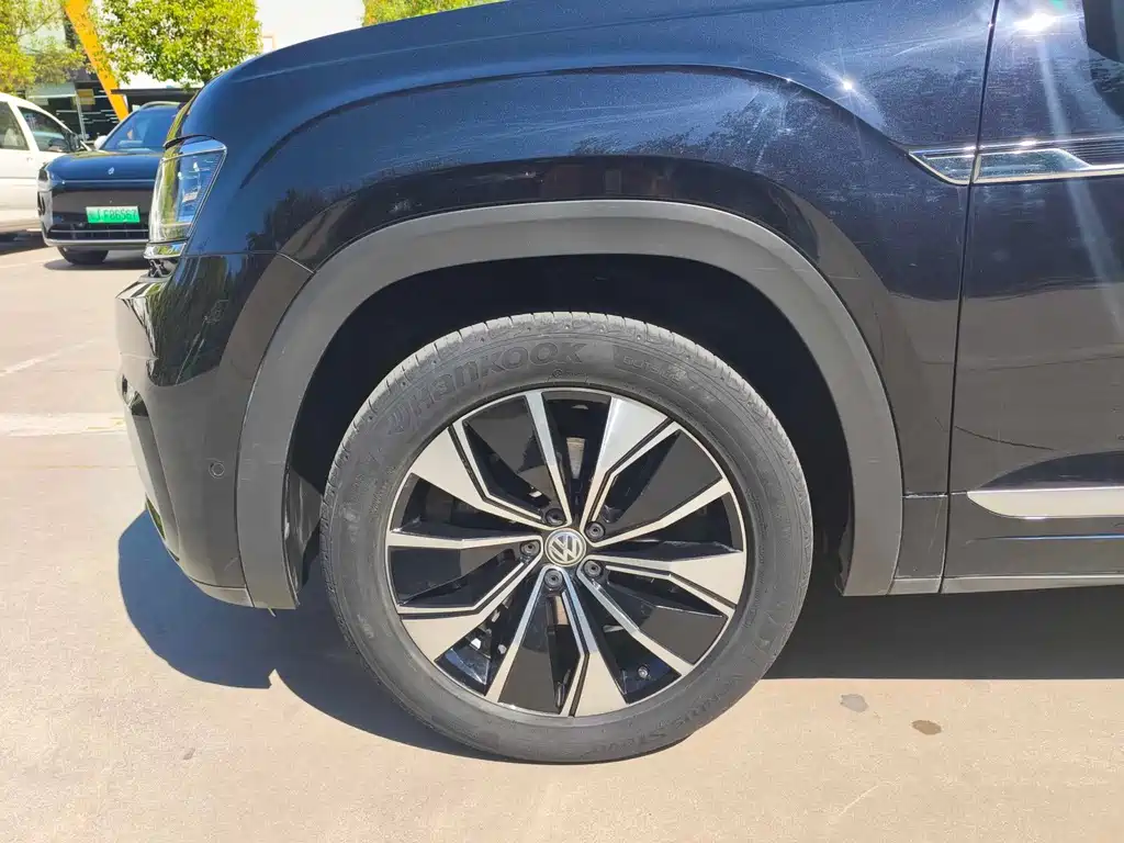 Volkswagen Teramont — миниатюра 5