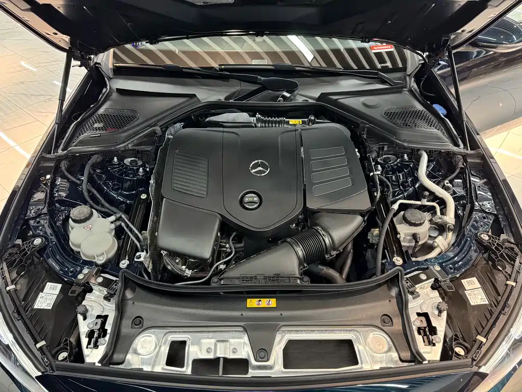 Mercedes-Benz E-Class — миниатюра 19