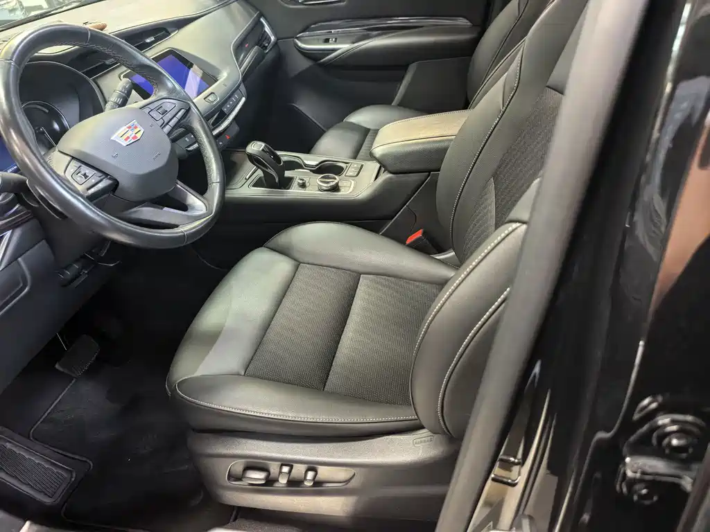 Cadillac XT4 — миниатюра 15