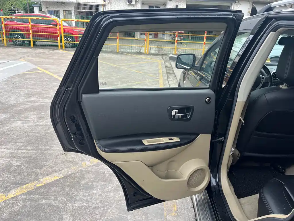 Nissan Qashqai — миниатюра 15