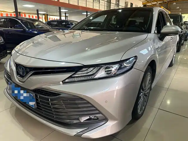 TOYOTA CAMRY 2018