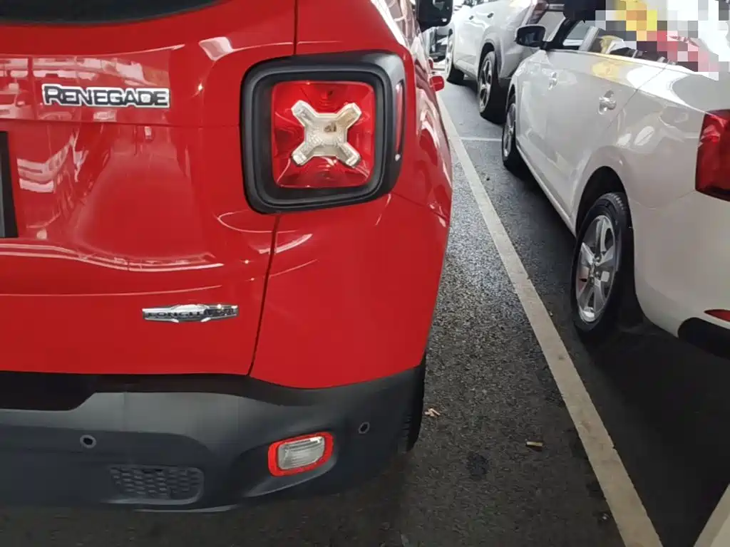 Jeep Renegade — миниатюра 8
