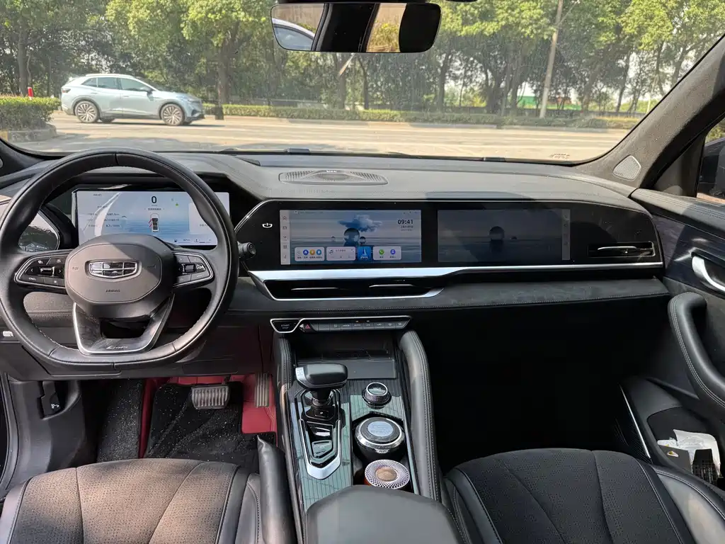 Geely Xingyue L — миниатюра 4