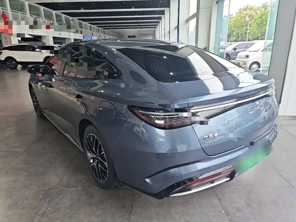 BYD Seal — миниатюра 5