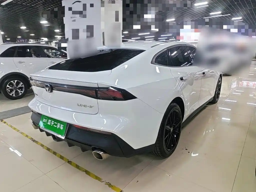 Changan UNI-V — миниатюра 7