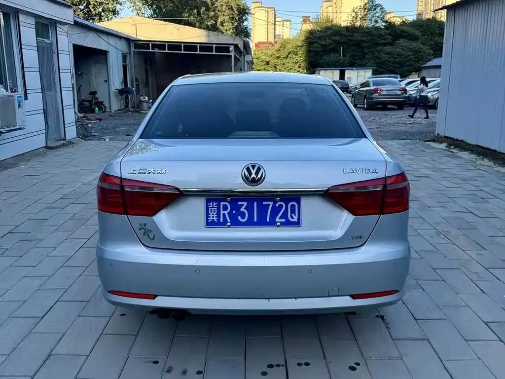 Volkswagen Lavida — миниатюра 8