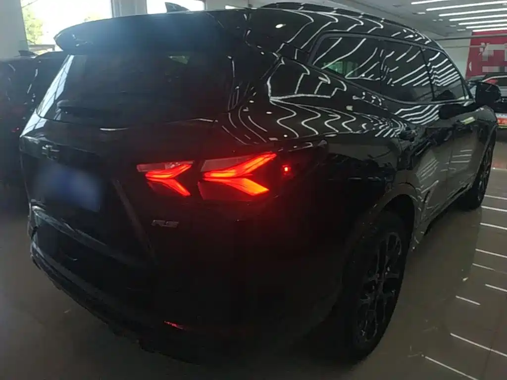 Chevrolet Blazer — миниатюра 7