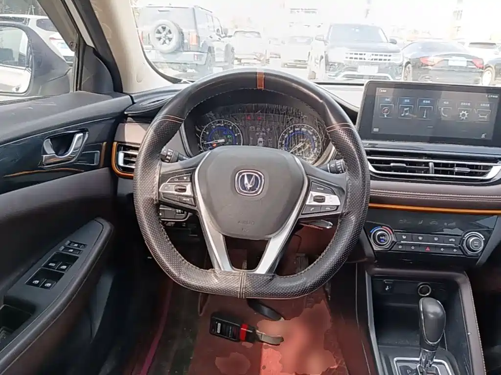 Changan Eado DT — миниатюра 11
