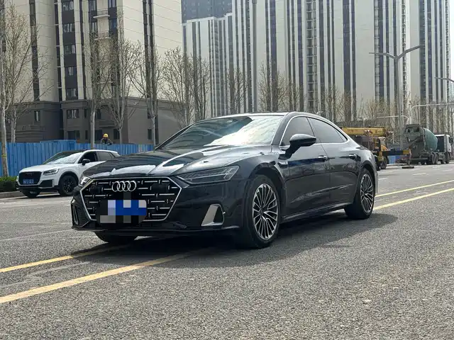 AUDI A7L