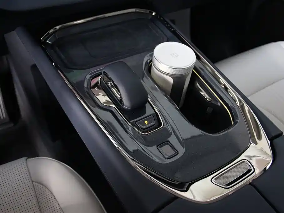 ZEEKR EXTREME KRYPTON 009