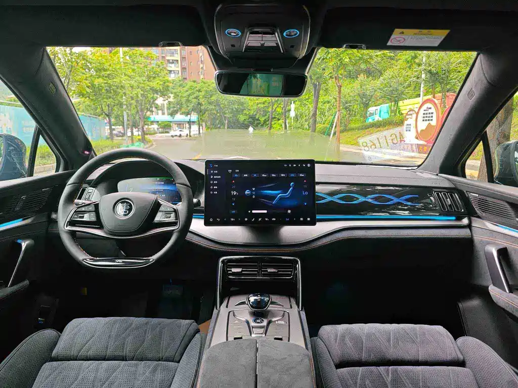BYD Tang New Energy — миниатюра 7