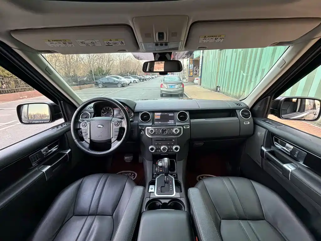 Land Rover Discovery — миниатюра 4