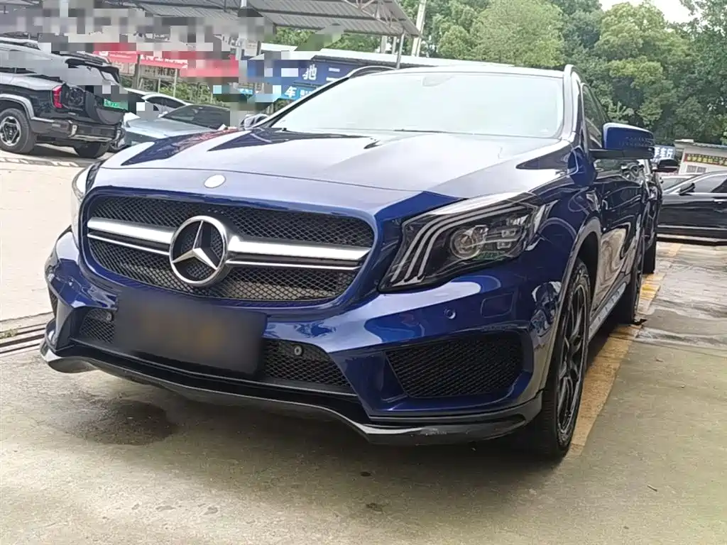 Mercedes-Benz GLA 2016