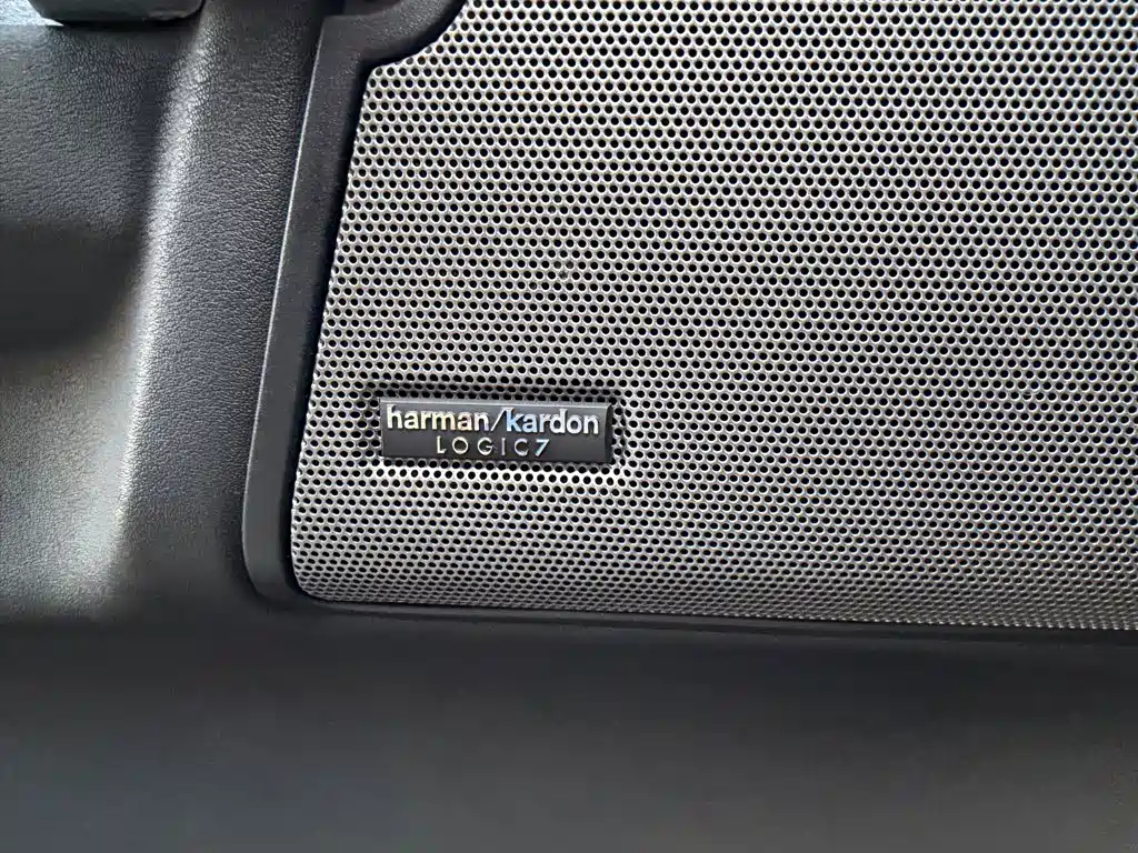 Land Rover Discovery — миниатюра 10