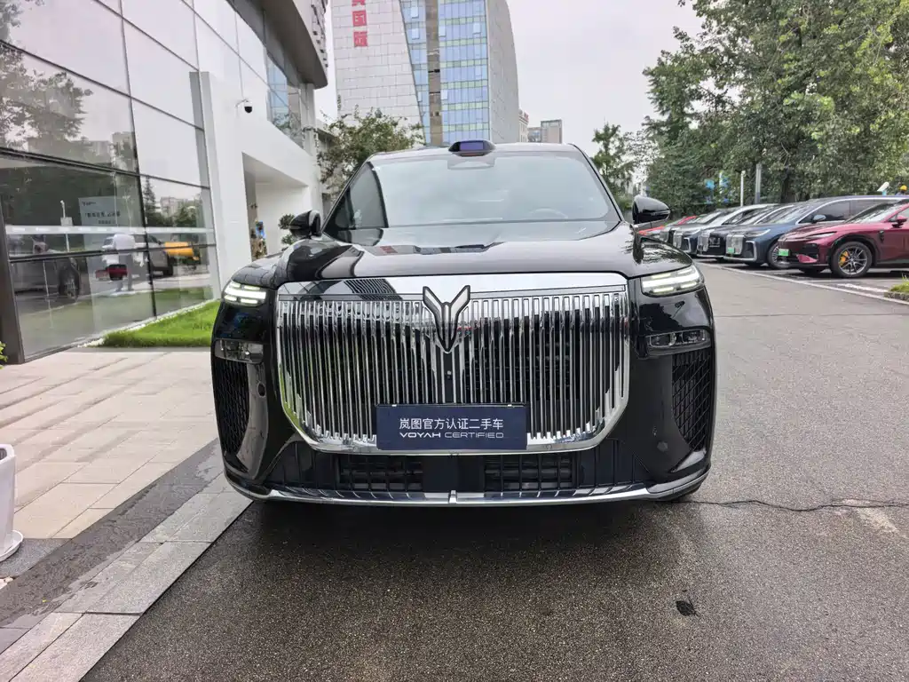 VOYAH Taishan — миниатюра 2