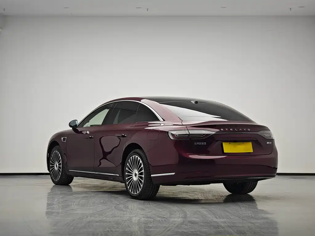 AITO ENJOY THE WORLD S9