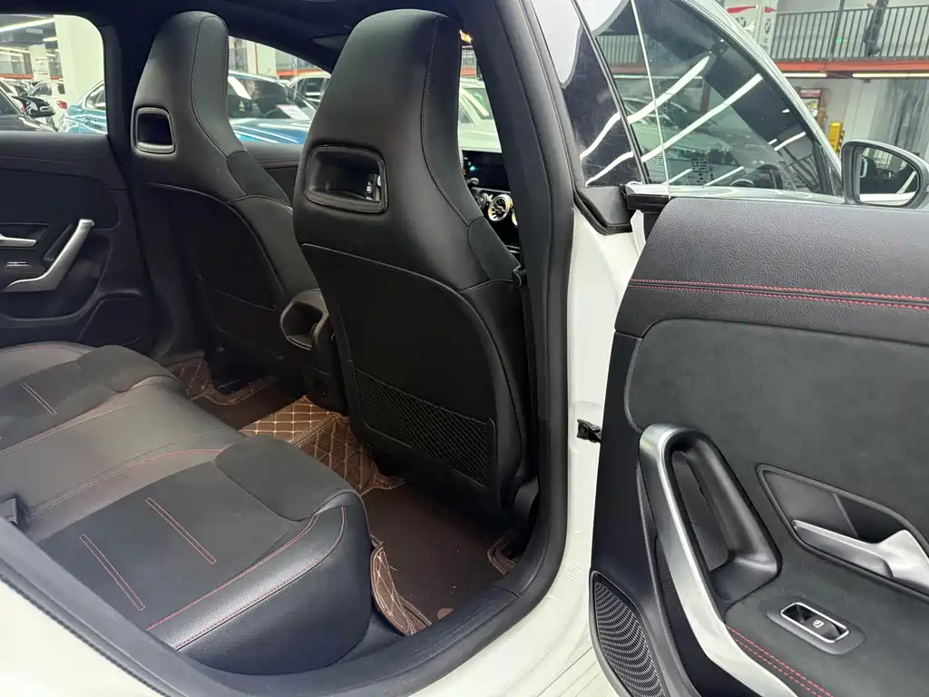 Mercedes-Benz CLA (Import) — миниатюра 18
