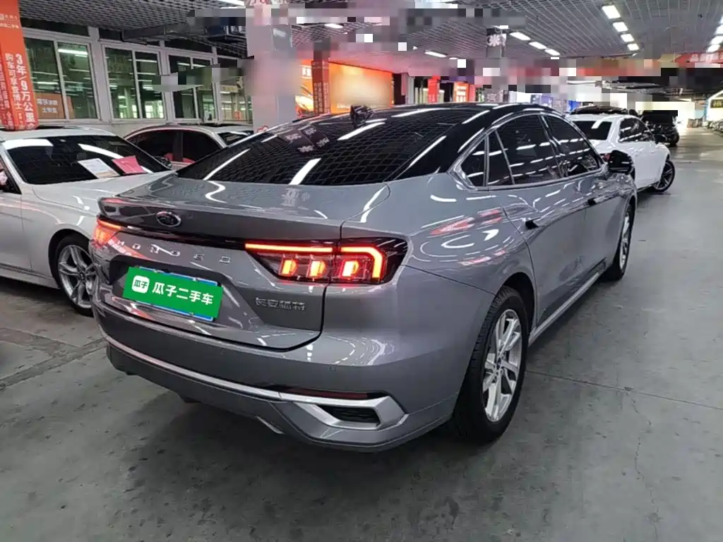Ford Mondeo — миниатюра 7