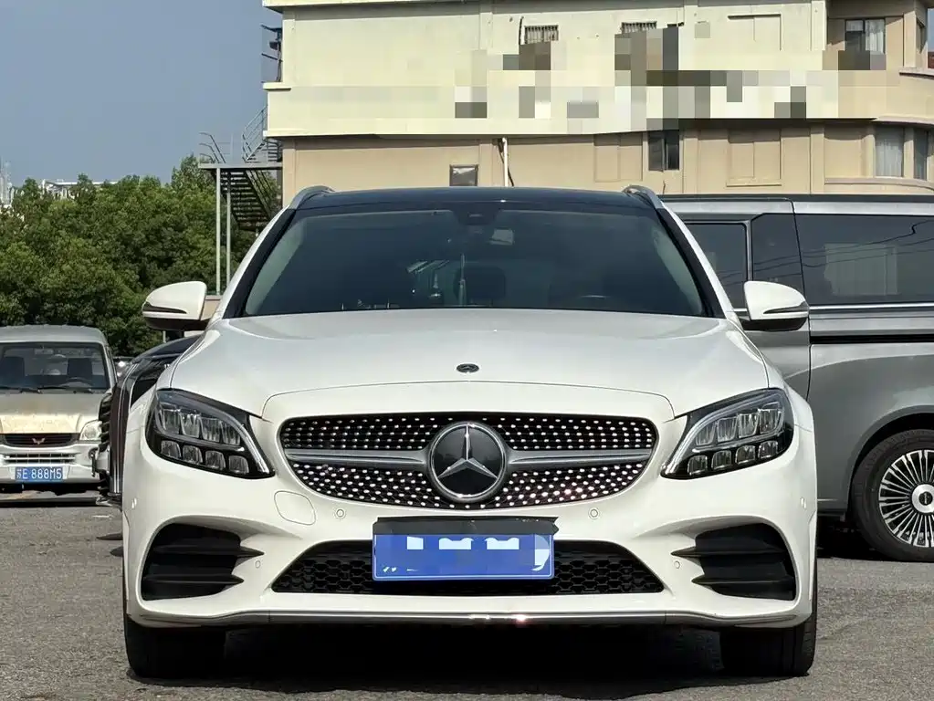 Mercedes-Benz C-Class (Import) — миниатюра 2