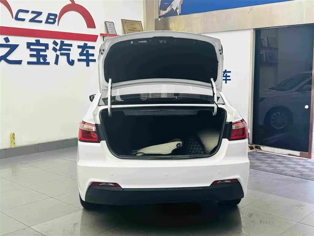 Changan V7 — миниатюра 10